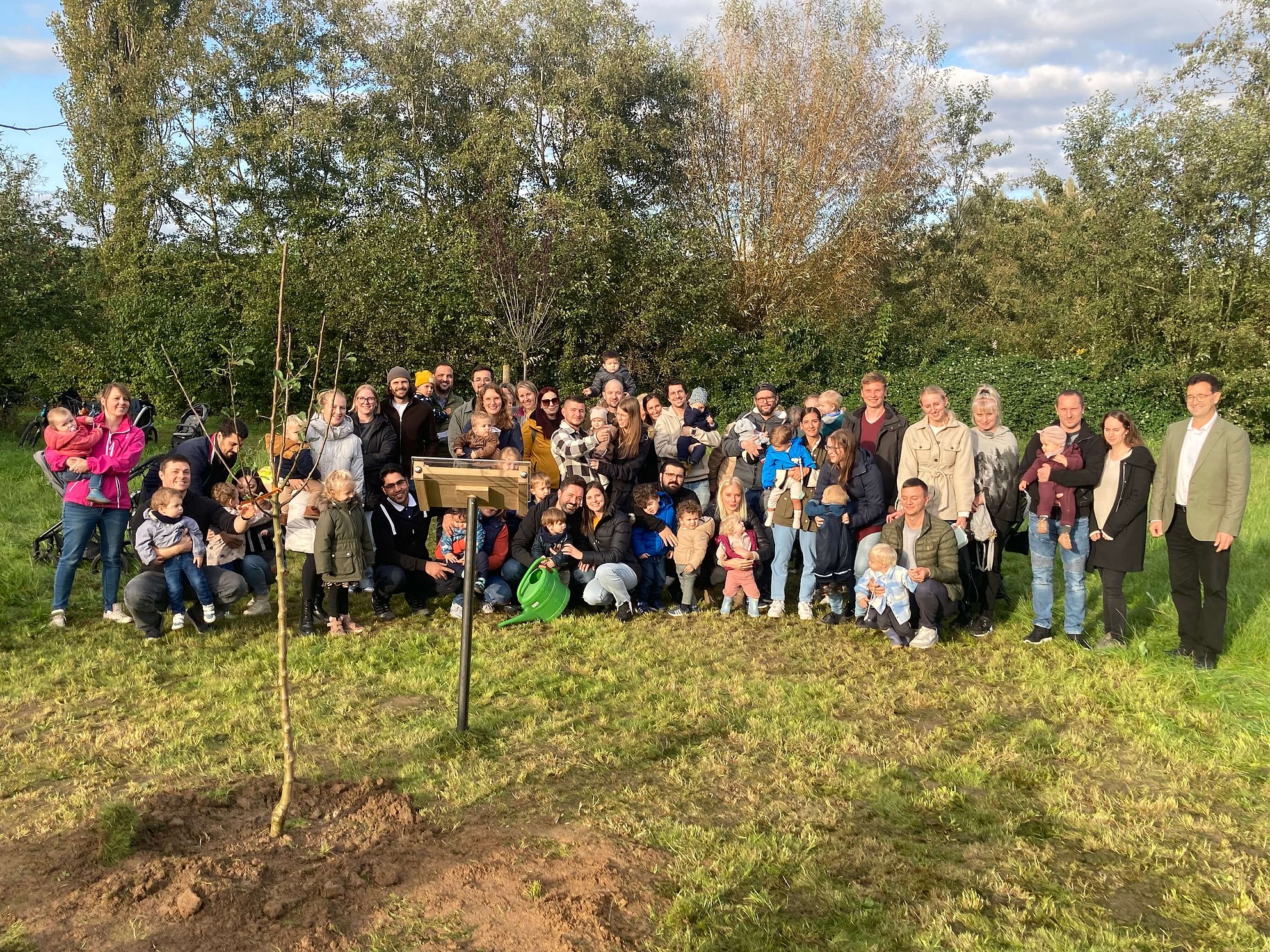 Pflanzen des Jahrgangsbaumes 2023 Gruppenbild Gemmingen