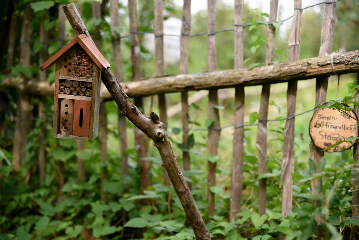 Insektenhotel beim Naturkindergarten Stebbach